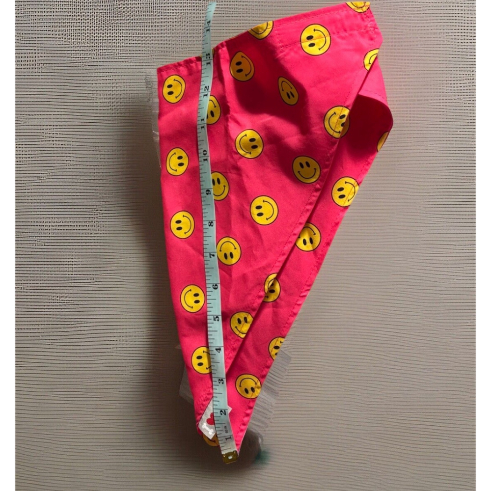 Pet Smiley Face Bandanna Med/Large•hook & Loop Closure• Hot Pink - Picture 6 of 6
